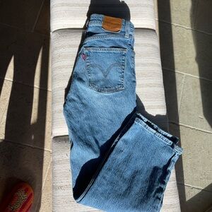 Levi’s Ribcage Straight Ankle